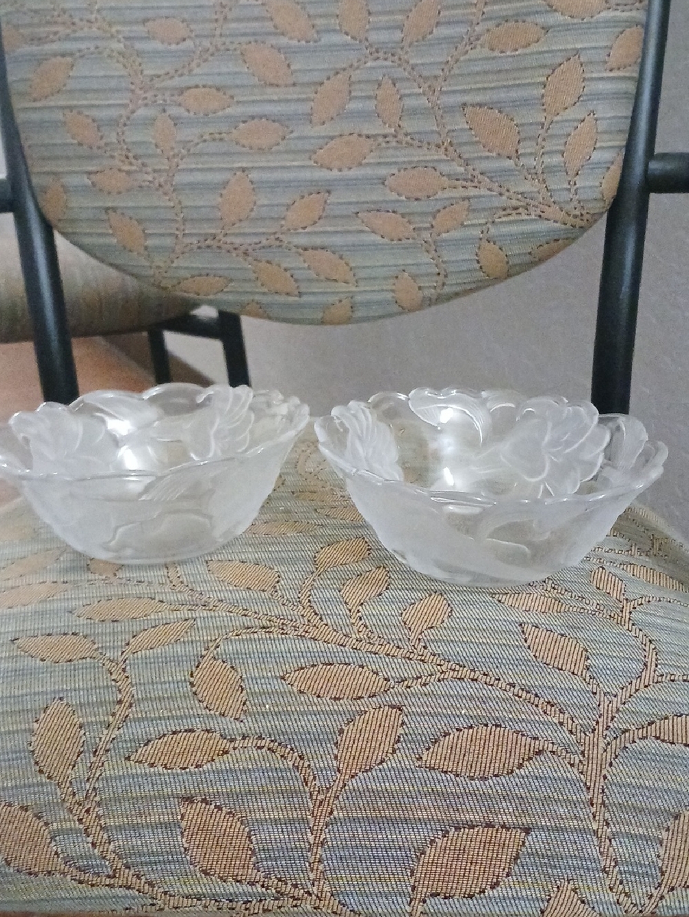 Fenton Art Glass Water Lily Pattern Rose Bowls Set Of 2